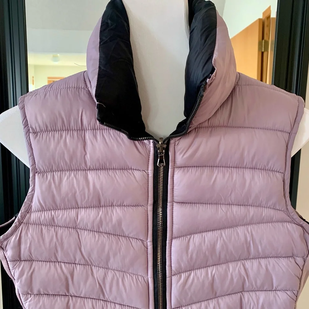 Love Me Now Lilac & Black Reversible Puffer Vest - Picture 2 of 5